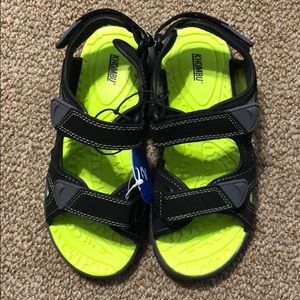 Brand NEW w/tags KHOMBU velcro sandals for boys.